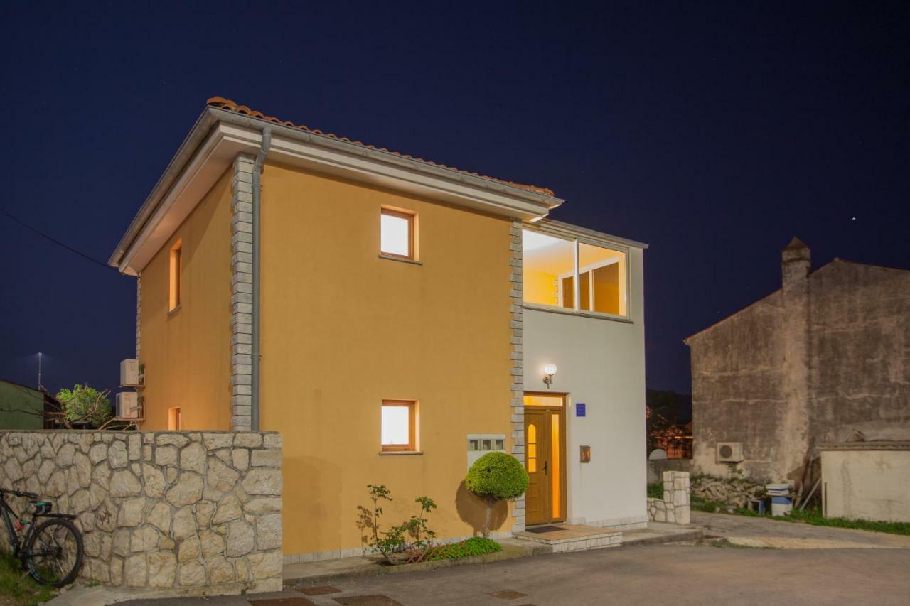 קרס Apartman Madlen מראה חיצוני תמונה